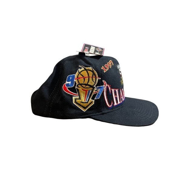 1997 Official NBA Chicago Bulls‎ Champions Locker Room Hat - Picture 4 of 11